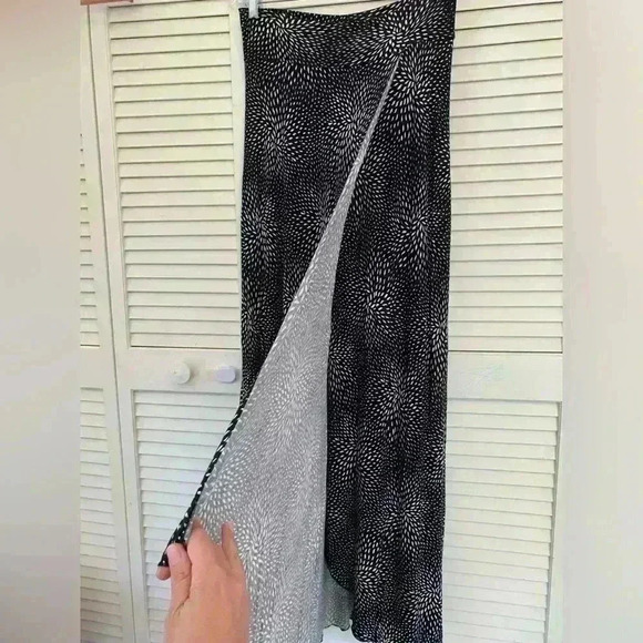 Cato - C Est 1946 Maxi Skirt Women’s size M Black & White Print Faux Wrap Maxi - Picture 4 of 12